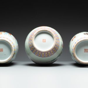 Three Chinese famille rose vases with figural and landscape design, Republic — photo 6