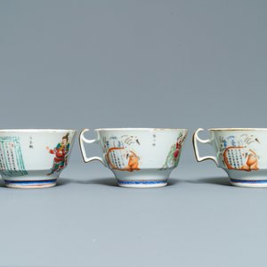 Three Chinese famille rose Wu Shuang Pu cups and saucers, 19th C. — photo 5