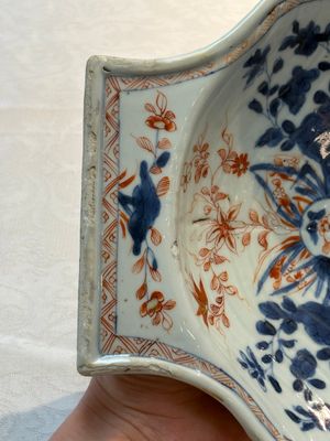 Three Chinese famille verte and Imari-style shell-form dishes — photo 21