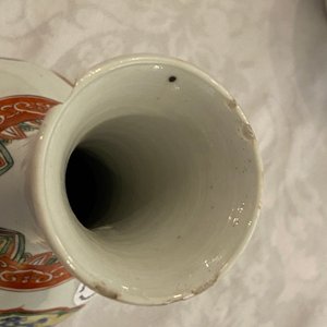 Three Chinese famille verte bottle vases, Kangxi — photo 10