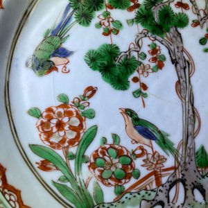 Three Chinese famille verte octagonal dishes, Kangxi — 照片 6