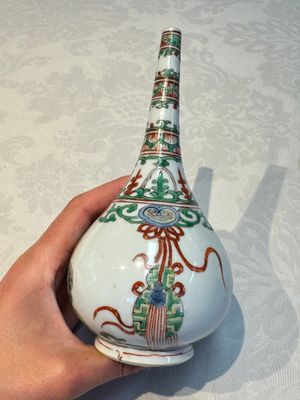Three Chinese famille verte rosewater sprinklers, Kangxi — foto 17