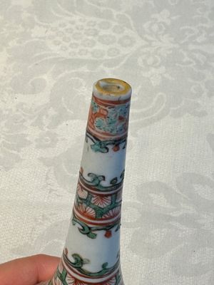 Three Chinese famille verte rosewater sprinklers, Kangxi — foto 9