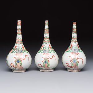 Three Chinese famille verte rosewater sprinklers, Kangxi — foto 2