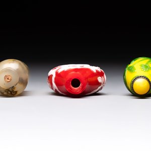 Three Chinese glass snuff bottles, 19/20th C. — foto 5