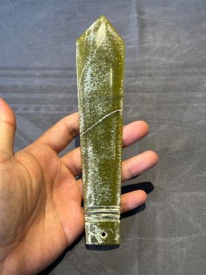 Three Chinese green nephrite jade ceremonial blades, possibly Shang, 12th C. B.C. — 照片 2