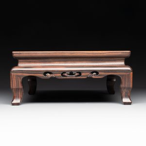 Three Chinese hongmu stands, 19/20th C. — photo 16