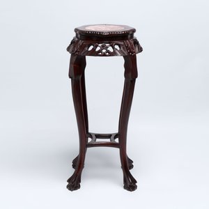 Three Chinese hongmu stands with marble top, 20th C. — 照片 10