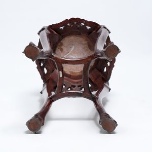 Three Chinese hongmu stands with marble top, 20th C. — 照片 15