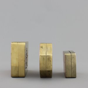 Three Chinese inscribed bronze seal boxes, 20th C. — photo 3