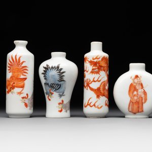 Three Chinese iron-red snuff bottles and one polychrome snuff bottle, Qianlong and Jie Mei Ya Zhi 介眉雅製 mark, 19th C. — photo 1