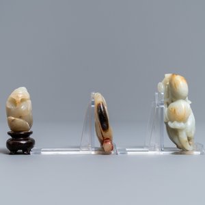 Three Chinese jade carvings, 19/20th C. — 照片 2