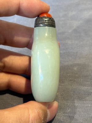 Three Chinese jade snuff bottles, 19/20th C. — foto 5