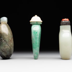 Three Chinese jade snuff bottles, 19/20th C. — foto 3