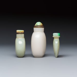 Three Chinese jade snuff bottles — photo 5