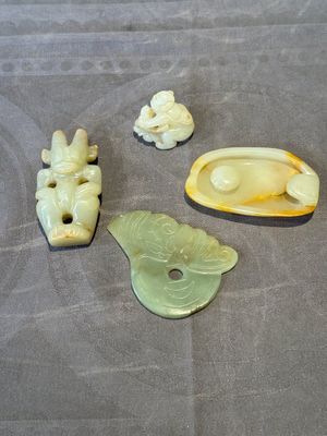 Three Chinese jades and an agate belt hook, Shang and later — photo 1