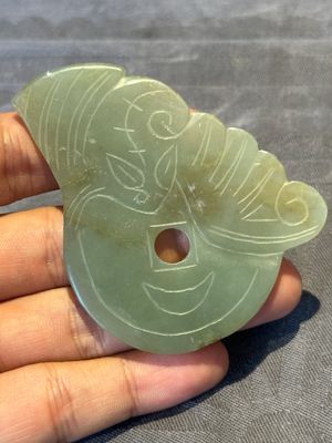 Three Chinese jades and an agate belt hook, Shang and later — photo 26