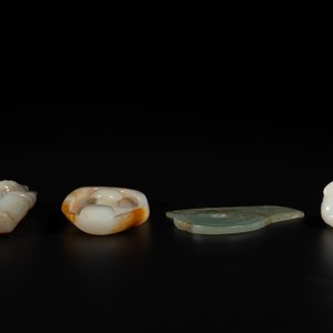 Three Chinese jades and an agate belt hook, Shang and later — photo 6