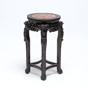 Three Chinese marble-topped hongmu stands, 20th C. — photo 17