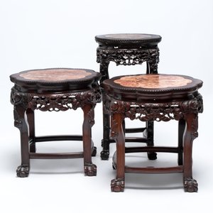 Three Chinese marble-topped hongmu stands, 20th C. — photo 2