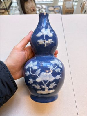 Three Chinese monochrome-glazed vases, Kangxi mark, 19/20th C. — photo 1