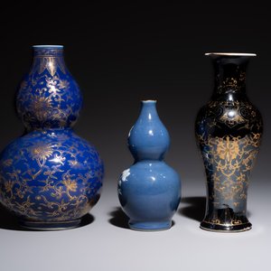 Three Chinese monochrome-glazed vases, Kangxi mark, 19/20th C. — photo 3
