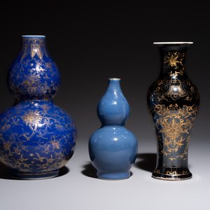 Three Chinese monochrome-glazed vases, Kangxi mark, 19/20th C. — photo 4