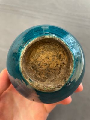 Three Chinese monochrome turquoise-glazed vases with two wooden stands, Kangxi and later — photo 18