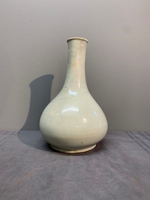 Three Chinese monochrome wares, Qianlong mark, Ming and later — photo 1