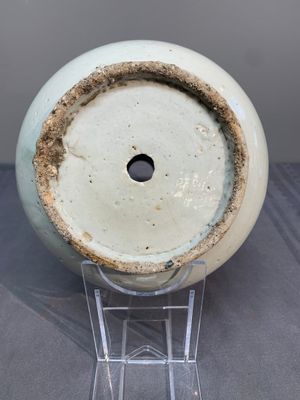 Three Chinese monochrome wares, Qianlong mark, Ming and later — photo 6