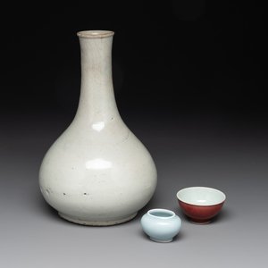 Three Chinese monochrome wares, Qianlong mark, Ming and later — photo 1