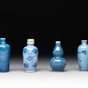 Three Chinese powder blue-ground blue and white snuff bottles and one blue and white snuff bottle, 19th C. — photo 2