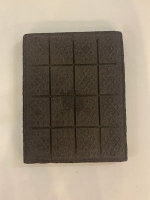 Three Chinese pressed black tea bricks, Hubei, 20th C. — photo 4