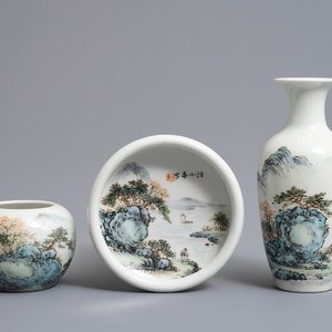 Three Chinese qianjiang cai wares inscribed Wang Ye Ting, 20th C. — 照片 1