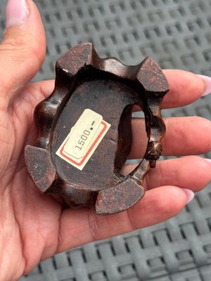 Three Chinese red coral carvings on wooden stands, 19/20th C. — photo 15