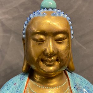 Three Chinese robin's egg and gilt figures of Bodhisattva, Qianlong/Jiaqing — 照片 24