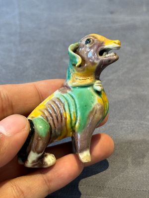 Three Chinese sancai-glazed dogs, Qianlong and later — photo 1