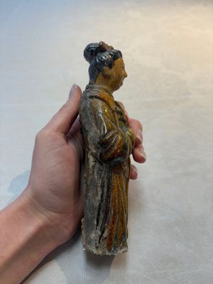 Three Chinese sancai-glazed figures of deities, Ming — photo 11
