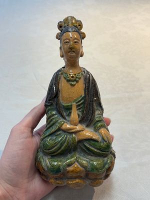 Three Chinese sancai-glazed figures of deities, Ming — photo 2