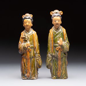 Three Chinese sancai-glazed figures of deities, Ming — photo 8
