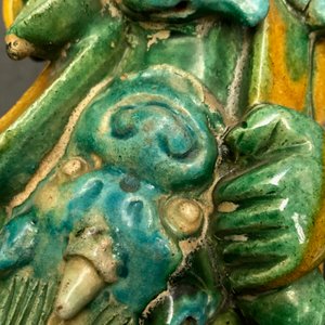 Three Chinese sancai-glazed roof tiles, Ming — 照片 16