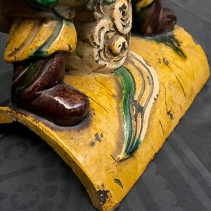 Three Chinese sancai-glazed roof tiles, Ming — 照片 43