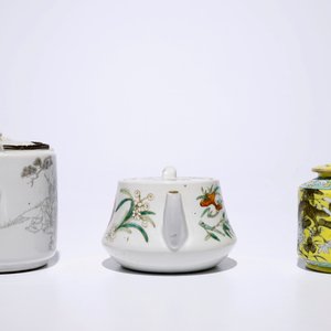 Three Chinese teapots and covers, 19th C. — photo 5