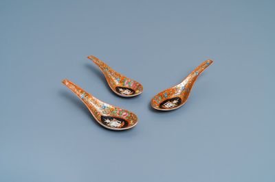 Three Chinese Thai market Bencharong spoons, 19th C.