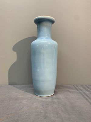 Three Chinese turquoise-glazed covered vases and a lavender-blue-glazed vase, Kangxi mark, 19/20th C. — photo 16