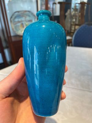 Three Chinese turquoise-glazed vases and a turquoise and aubergine-glazed Buddhist lion, Kangxi — photo 15