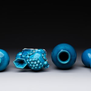 Three Chinese turquoise-glazed vases and a turquoise and aubergine-glazed Buddhist lion, Kangxi — photo 3