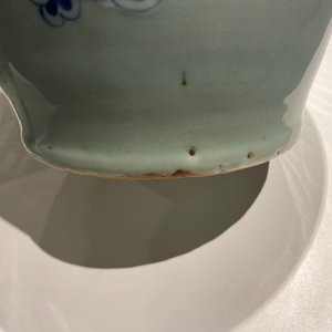 Three Chinese vases in qianjiang cai, celadon-ground and Nanking crackle-glazed porcelain, 19/20th C. — 照片 14