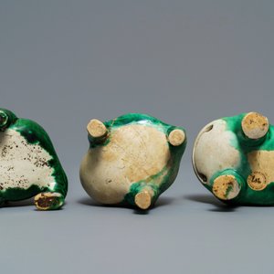 Three Chinese verte biscuit groups of Liu Hai on the toad, Kangxi — 照片 6