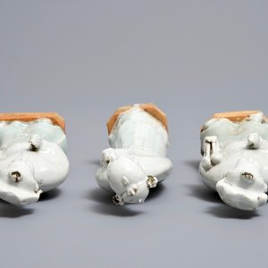 Three Chinese white- and celadon glazed biscuit figures, Qianlong — photo 7